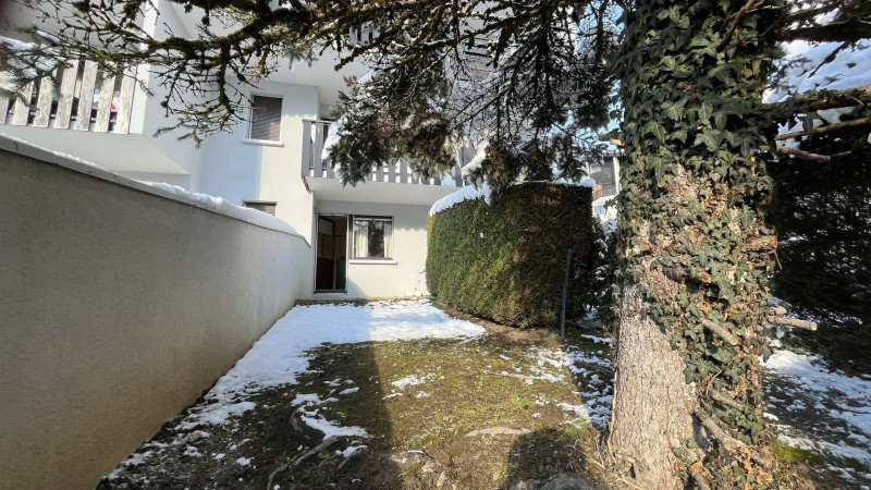 _lv_images__lot_0000000073_09_3437574