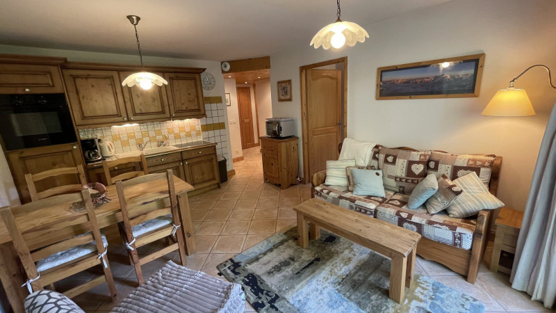 _lv_images__lot_0000000076_02_3631736 _lv_images__lot_0000000076_02_3631736