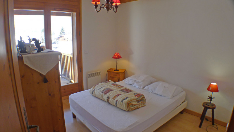 _lv_images__lot_0000000078_06_3678797 _lv_images__lot_0000000078_06_3678797