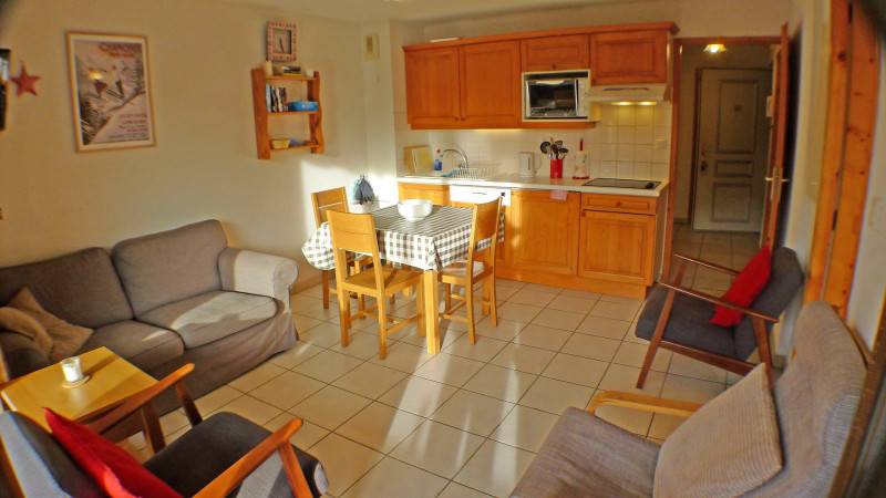 _lv_images__lot_0000000082_02_3418321 _lv_images__lot_0000000082_02_3418321