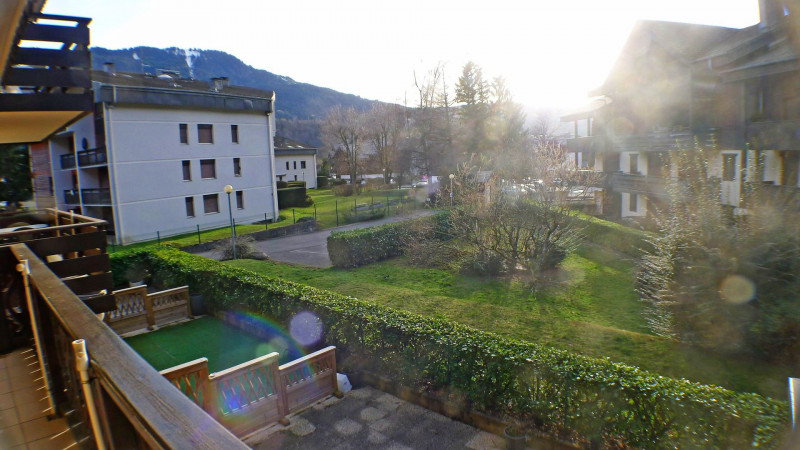 _lv_images__lot_0000000082_10_3608687