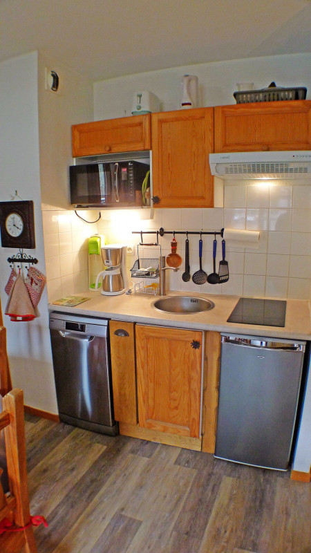 _lv_images__lot_0000000087_04_3430648