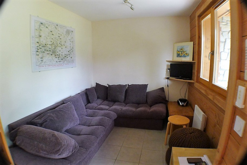 _lv_images__lot_0000000097_04_3672768 _lv_images__lot_0000000097_04_3672768