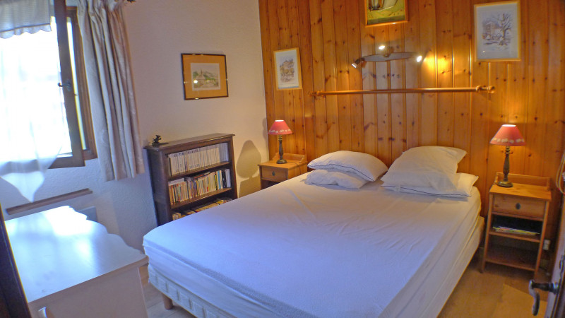 _lv_images__lot_0000000108_09_3536509