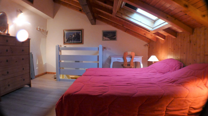 _lv_images__lot_0000000108_11_4095463