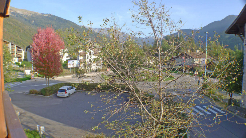 _lv_images__lot_0000000121_04_3261305 _lv_images__lot_0000000121_04_3261305