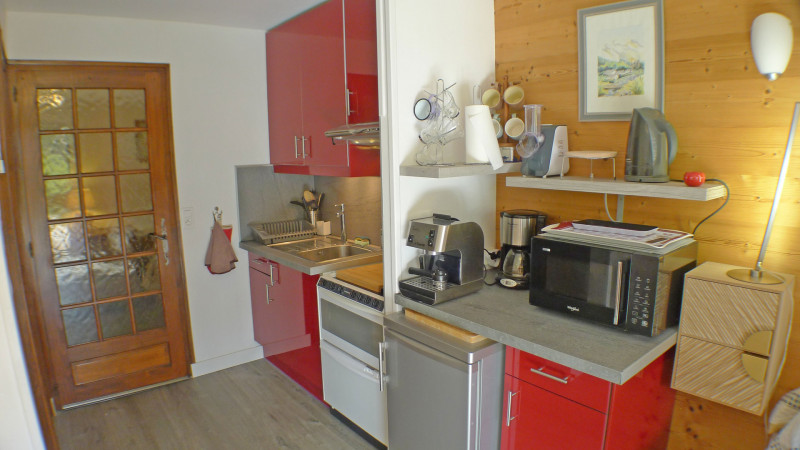 _lv_images__lot_0000000136_04_3403243