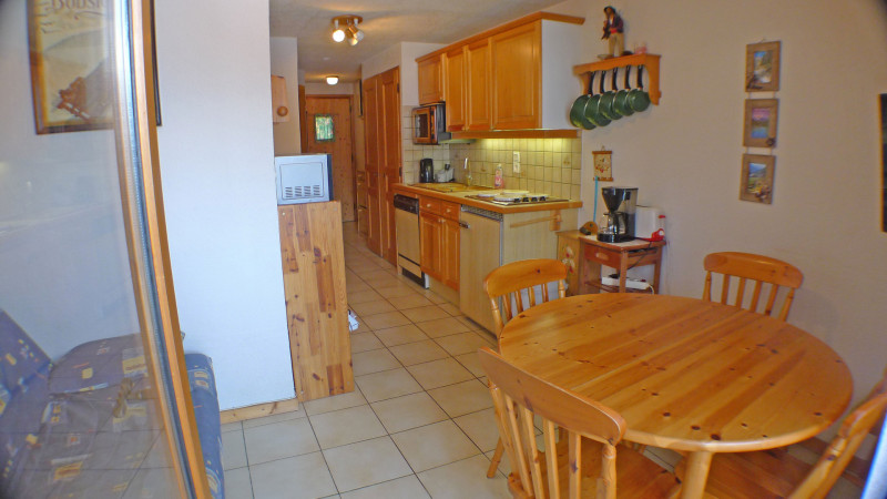 _lv_images__lot_0000000139_01_3694367