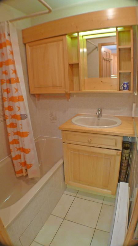 _lv_images__lot_0000000139_07_3706469