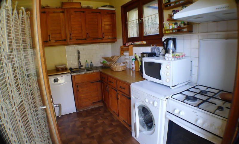 _lv_images__lot_0000000143_05_3162871