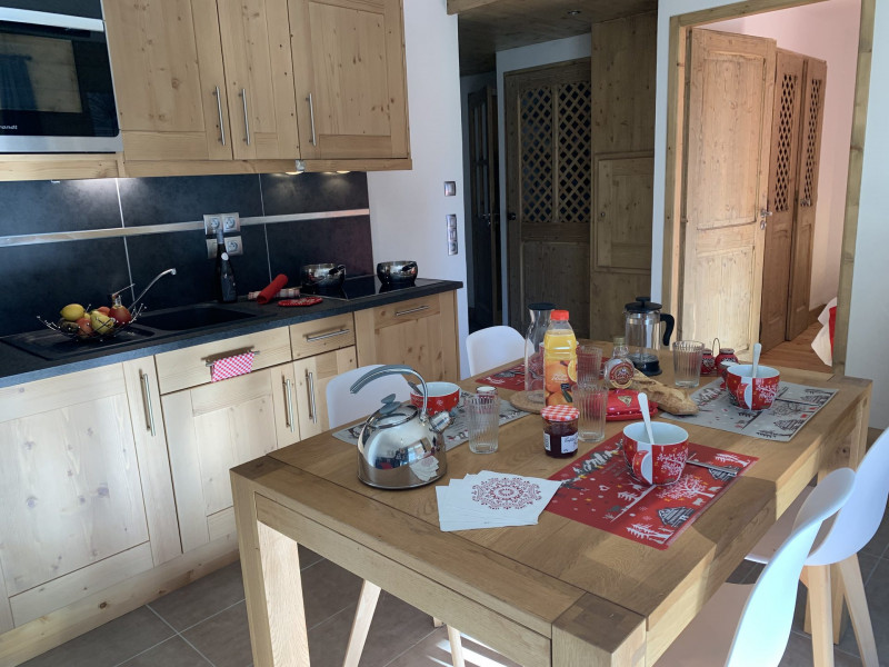 _lv_images__lot_0000000144_11_4092691