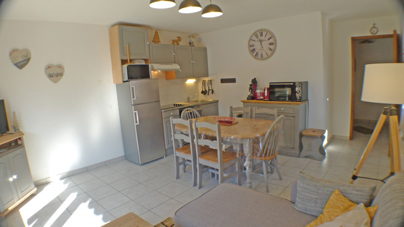 _lv_images__lot_0000000148_02_3306580 _lv_images__lot_0000000148_02_3306580