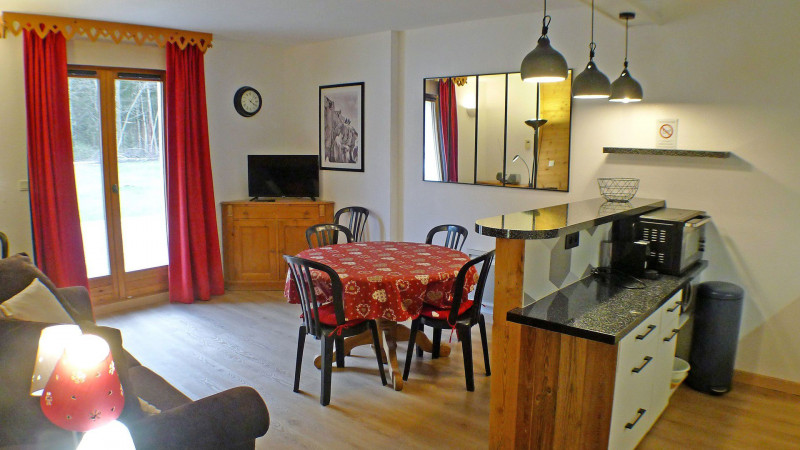 _lv_images__lot_0000000154_04_3535861