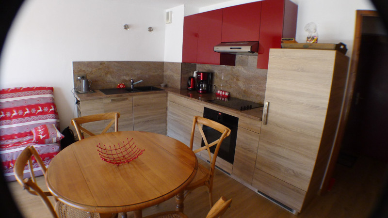 _lv_images__lot_0000000157_05_3577066