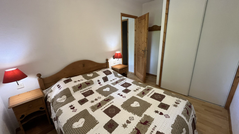 _lv_images__lot_0000000160_06_3468753