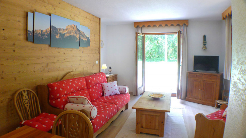 _lv_images__lot_0000000162_02_3144153