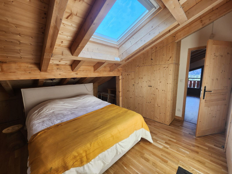 _lv_images__lot_0000000169_11_3411855