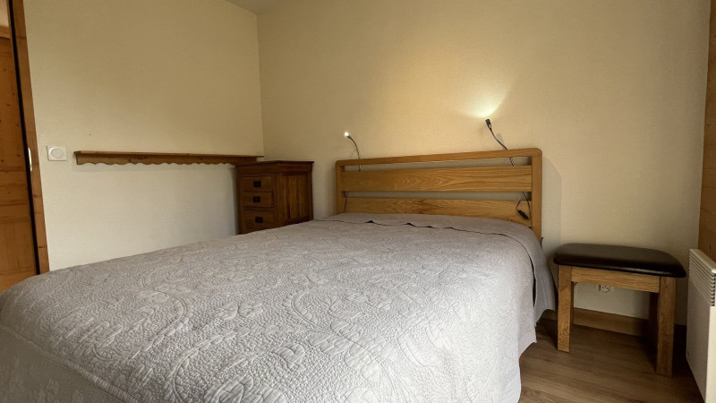 _lv_images__lot_0000000170_13_3577146