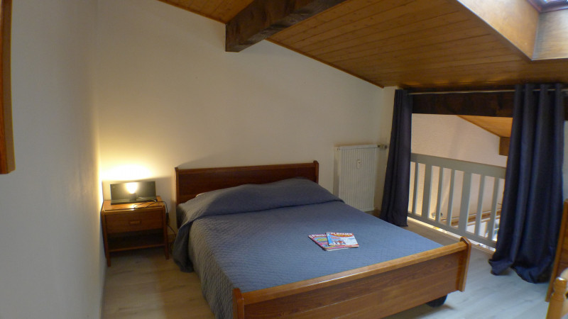 _lv_images__lot_0000000174_11_4048218