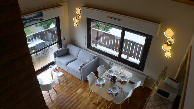 _lv_images__lot_0000000174_14_3669025