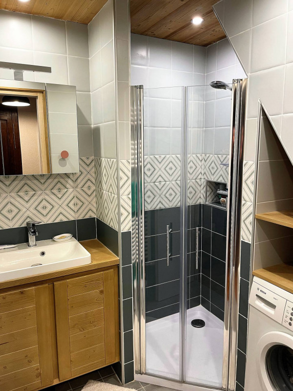 _lv_images__lot_0000000174_15_3641175