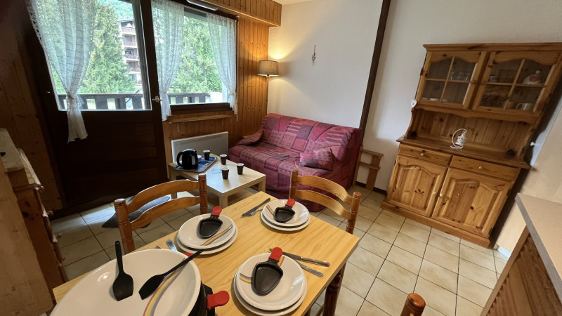 _lv_images__lot_0000000177_14_3727177