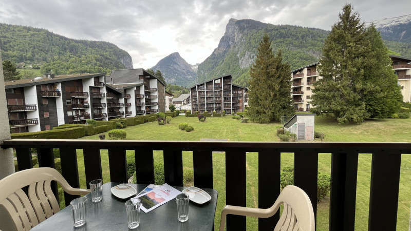 _lv_images__lot_0000000177_16_3724149