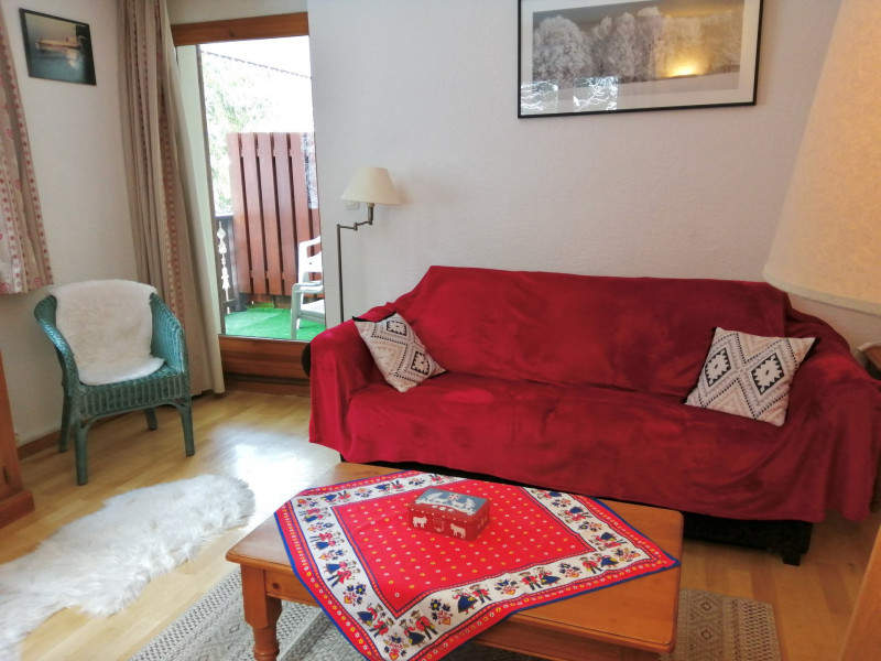 _lv_images__lot_0000000178_06_3239068