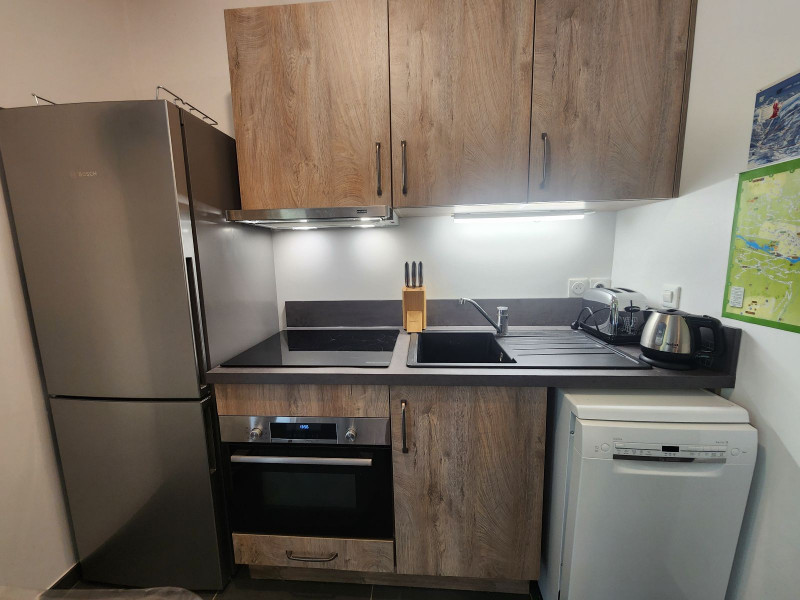 _lv_images__lot_0000000186_05_3180762 _lv_images__lot_0000000186_05_3180762