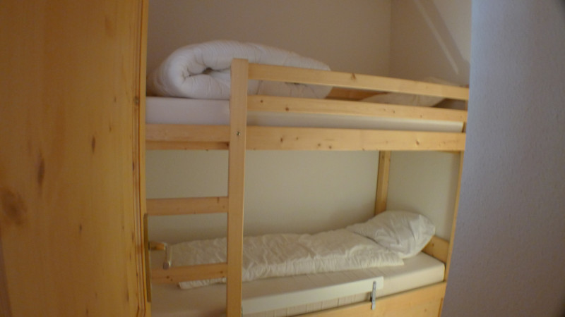 _lv_images__lot_0000000191_09_3552020