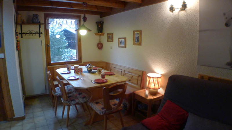 _lv_images__lot_0000000193_03_4017209 _lv_images__lot_0000000193_03_4017209