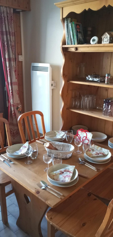 _lv_images__lot_0000000195_09_4073447 _lv_images__lot_0000000195_09_4073447