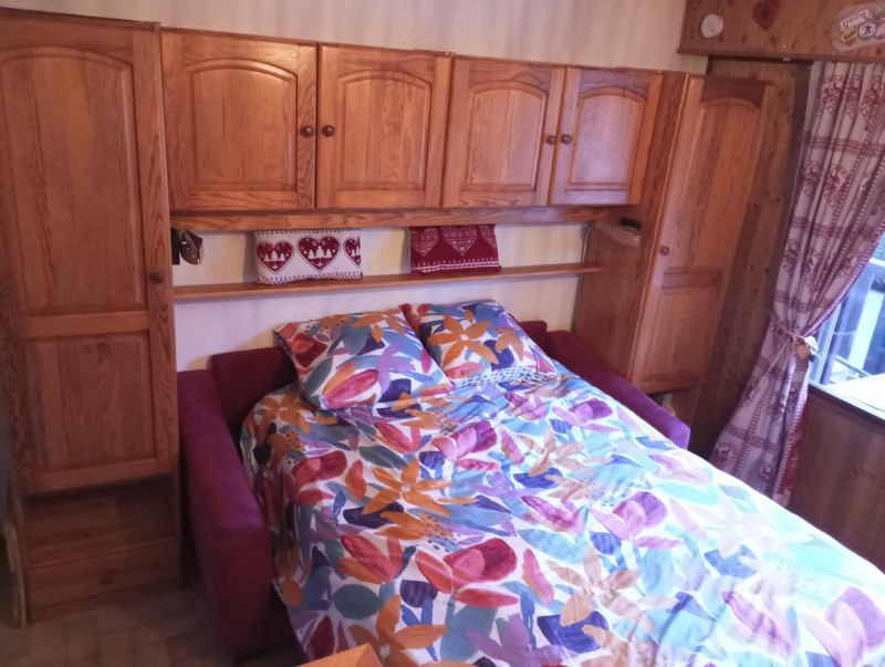 _lv_images__lot_0000000195_11_3168780 _lv_images__lot_0000000195_11_3168780