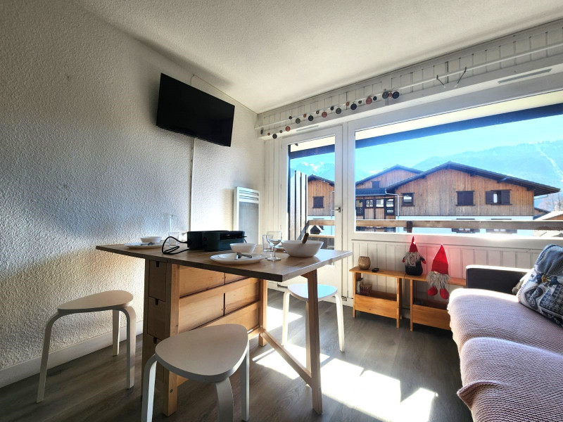 _lv_images__lot_0000000197_01_4048321 _lv_images__lot_0000000197_01_4048321