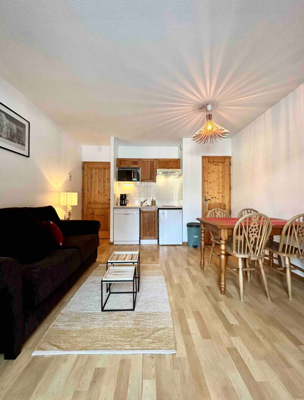 _lv_images__lot_0000000198_07_3580237 _lv_images__lot_0000000198_07_3580237