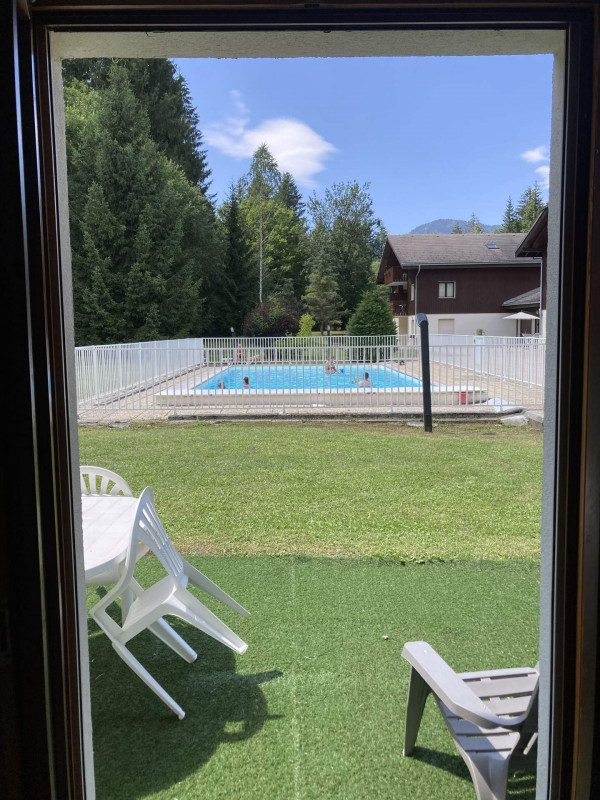 _lv_images__lot_0000000198_08_3586435