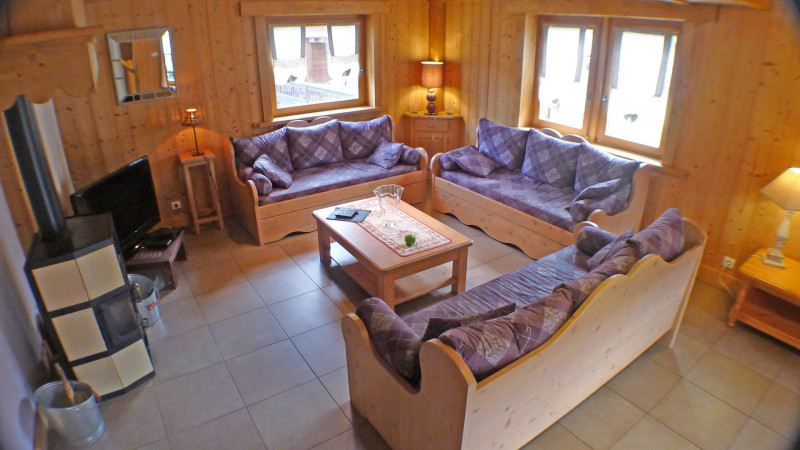 _lv_images__lot_0000000200_03_3391045