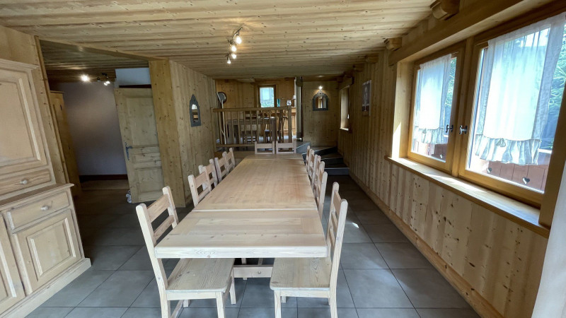 _lv_images__lot_0000000200_06_3172292 _lv_images__lot_0000000200_06_3172292