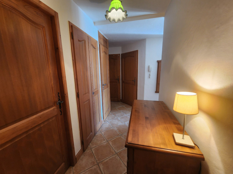 _lv_images__lot_0000000206_07_3666119