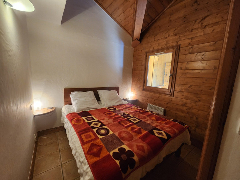 _lv_images__lot_0000000206_09_3711955