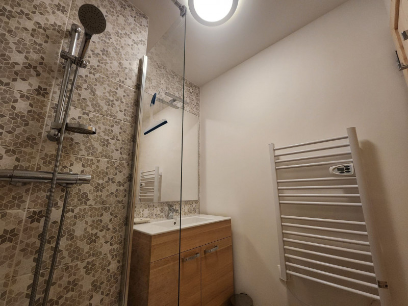 _lv_images__lot_0000000208_11_3520145 _lv_images__lot_0000000208_11_3520145