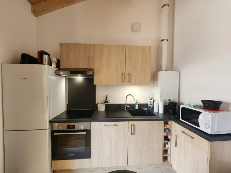 _lv_images__lot_0000000208_15_3653629