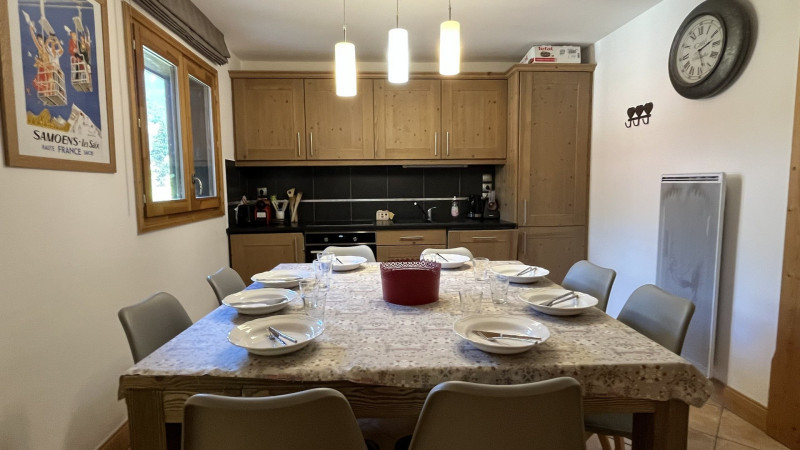 _lv_images__lot_0000000211_01_3462843