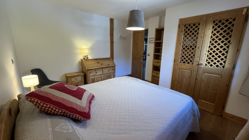 _lv_images__lot_0000000211_10_3204489 _lv_images__lot_0000000211_10_3204489