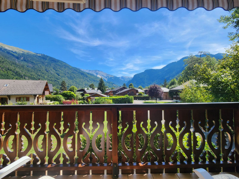 _lv_images__lot_0000000212_16_3608921