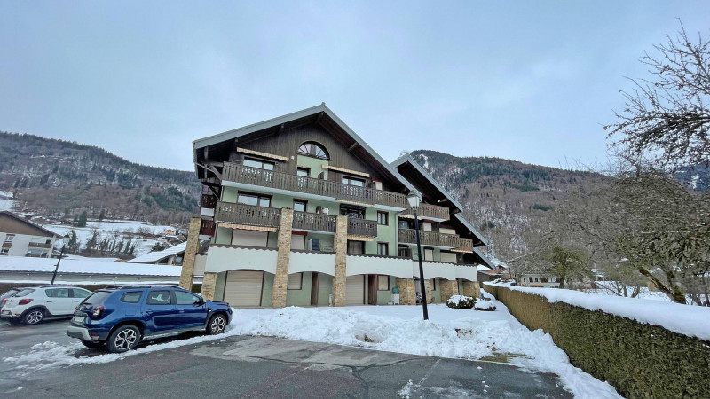 _lv_images__lot_0000000217_16_3663139