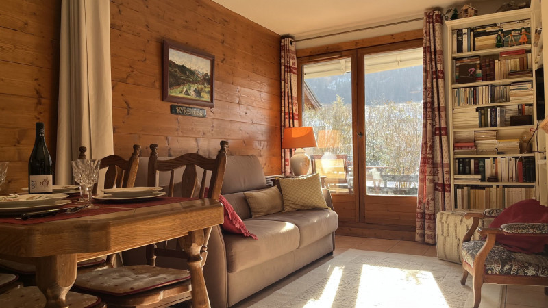 _lv_images__lot_0000000218_07_3529278