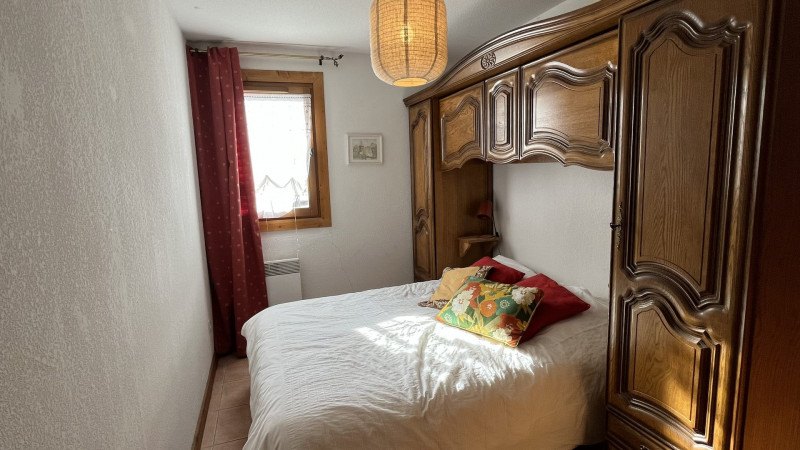 _lv_images__lot_0000000218_11_3477427