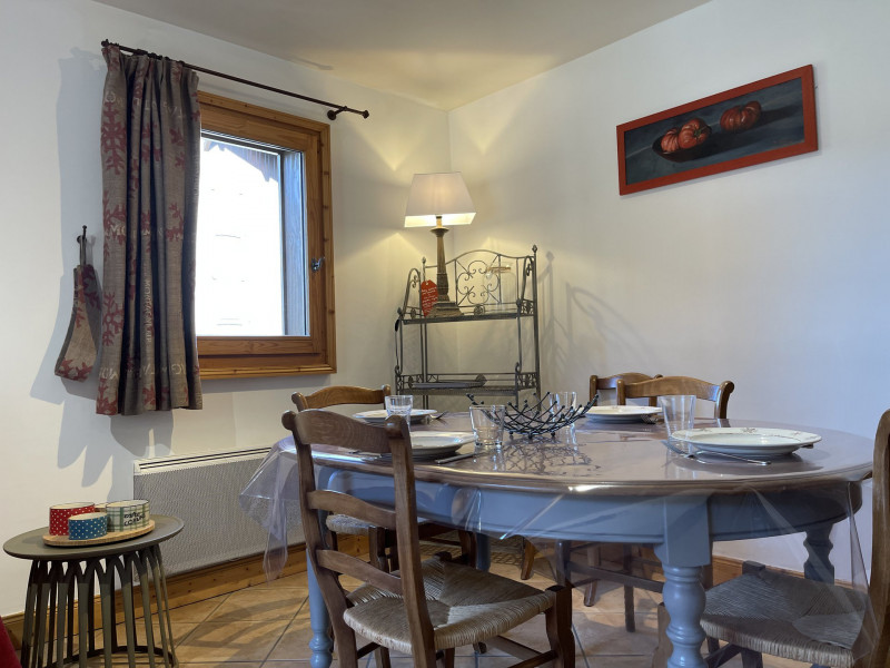 _lv_images__lot_0100010945_03_3528312