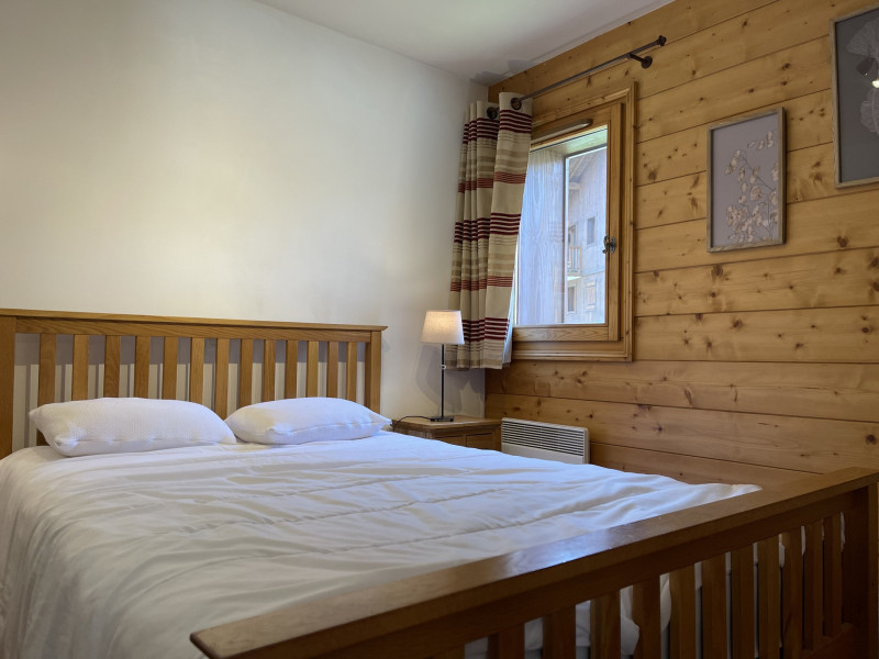 _lv_images__lot_0100010945_10_3496368 _lv_images__lot_0100010945_10_3496368